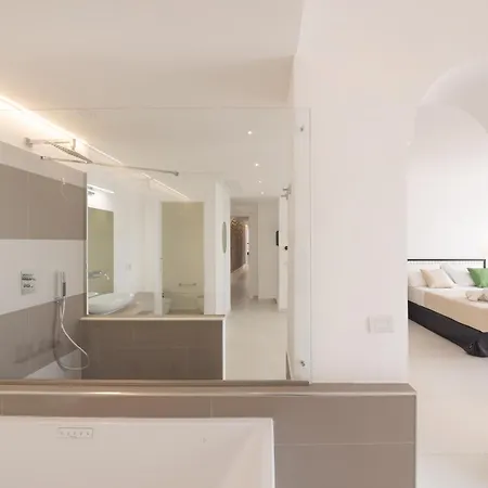 Casa Giuliani בית הארחה 3*