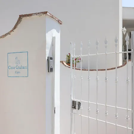 Casa Giuliani 3* קאפרי